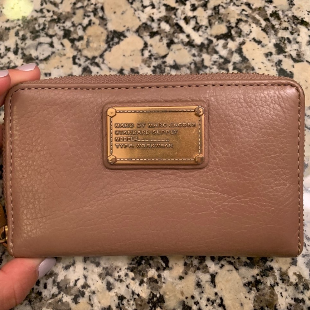 Marc Jacobs Wristlet